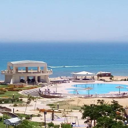 Two-Bedroom With Sea View Roof Top Chalet - Orora Village